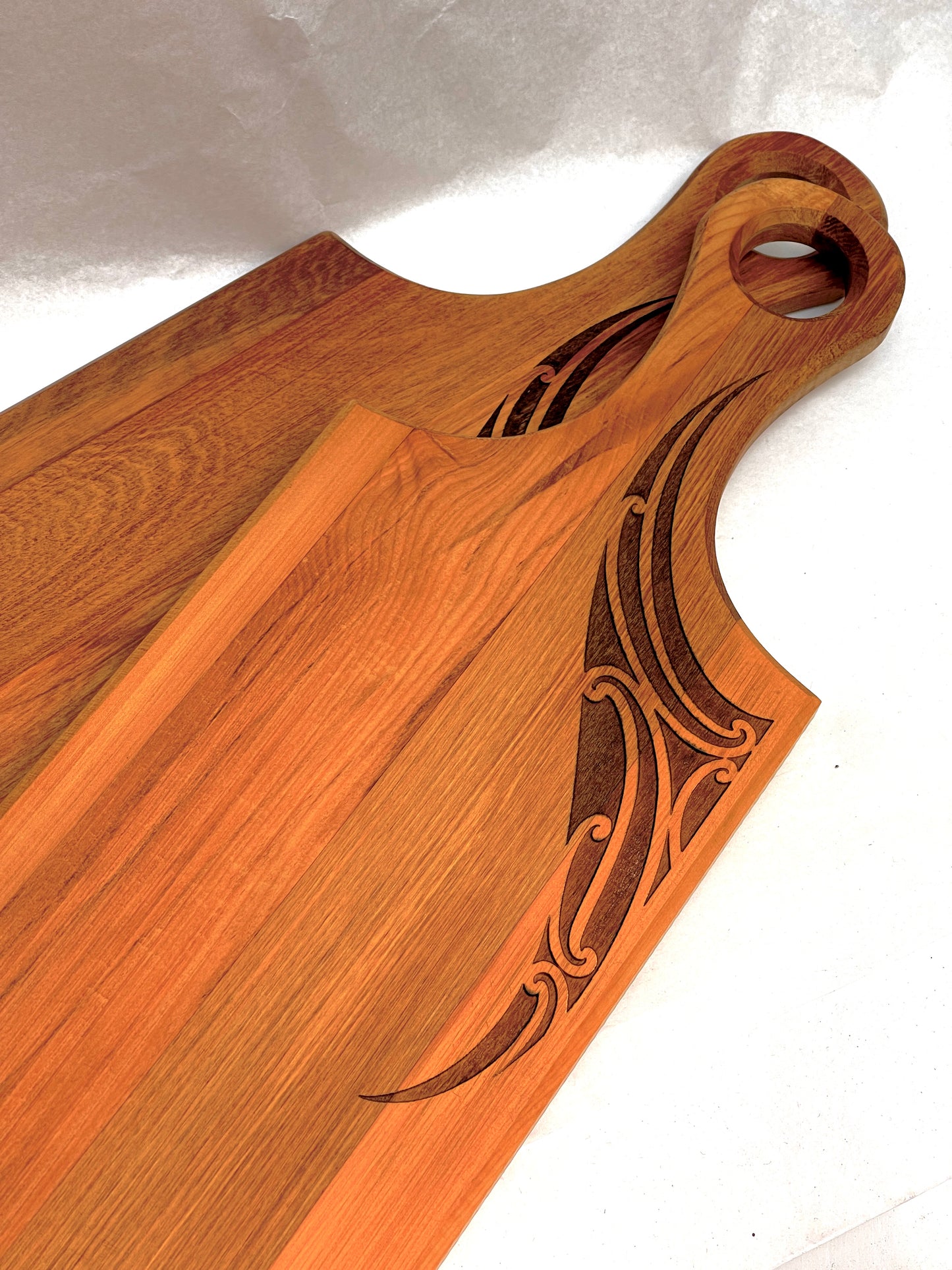 Serving Platter w/Moko Detailing
