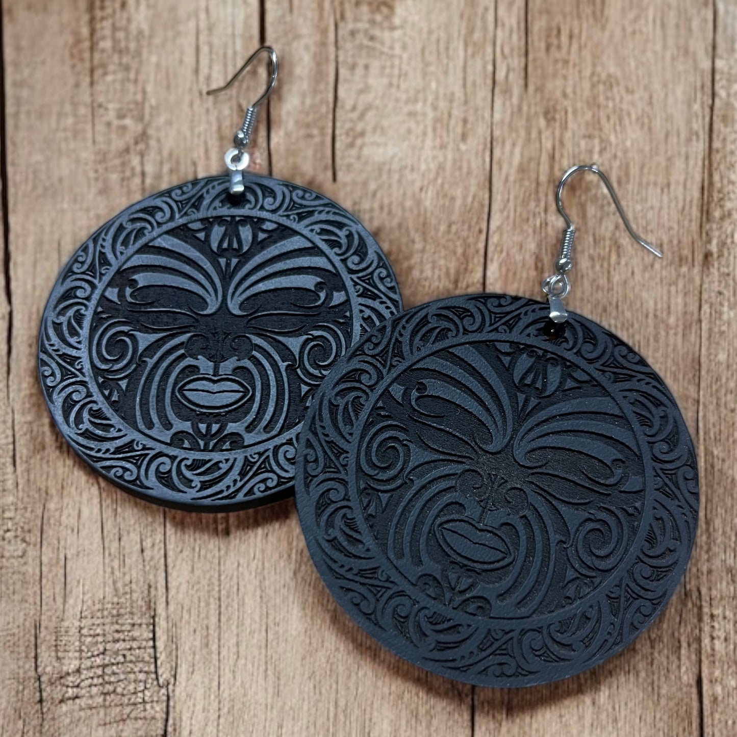 Earrings - Tamanui - Engraved Black Leather