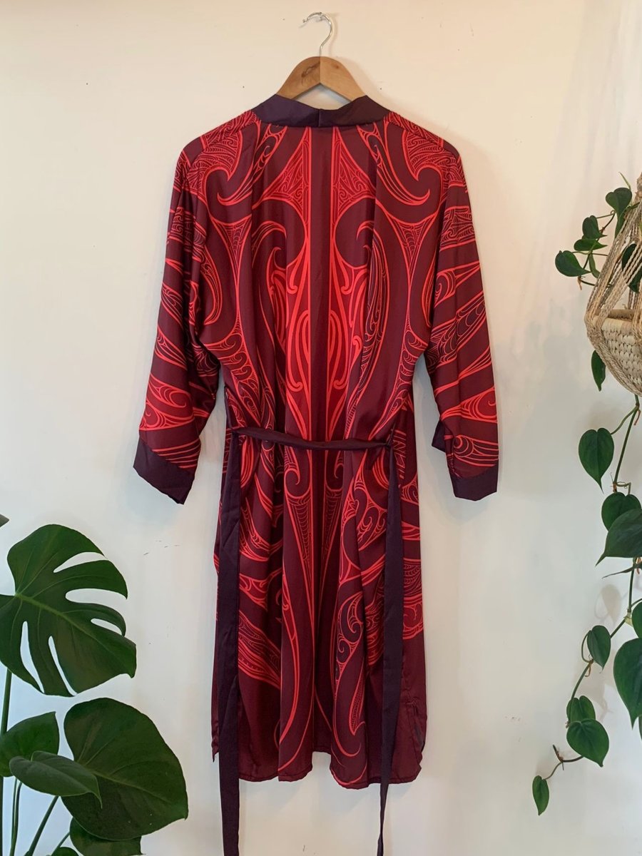 Ahuru Light Satin Robe - Revolution Aotearoa