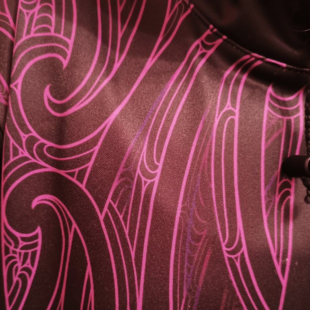 Puhoro Hoodie - Revolution Aotearoa