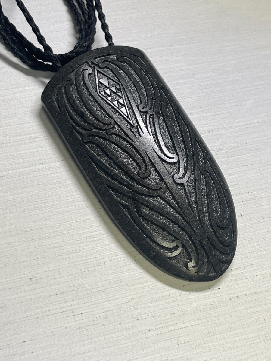 Rei - Onewa - Manako - Revolution Aotearoa