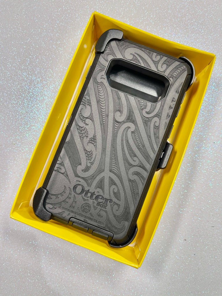 Samsung Galaxy S10 OtterBox Defender Moko Phone Case - Revolution Aotearoa