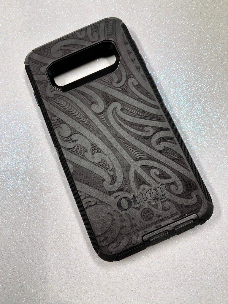 Samsung Galaxy S10 OtterBox Defender Moko Phone Case - Revolution Aotearoa