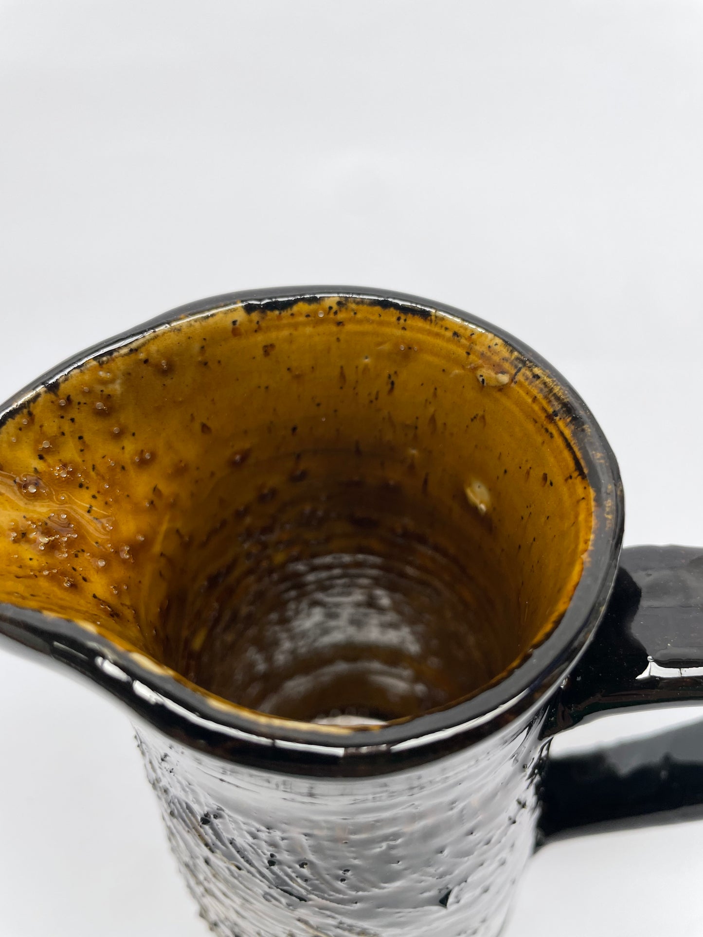 Stoneware Jug “Kiwi”