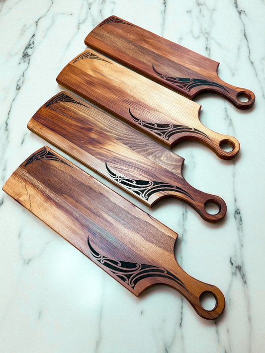 Serving Platter w/Moko Detailing
