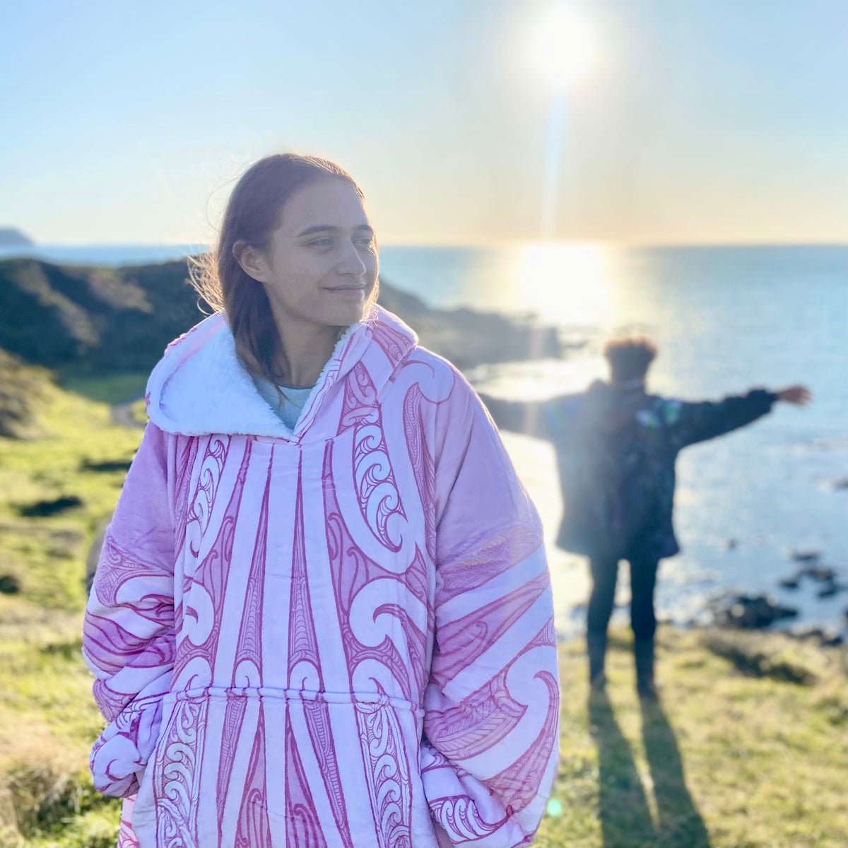 AHURU HOODIE | SUPER SOFT, ULTRA WARM, COZY, LUXURY MAORI DESIGNED BLANKET HOODIE - Revolution Aotearoa