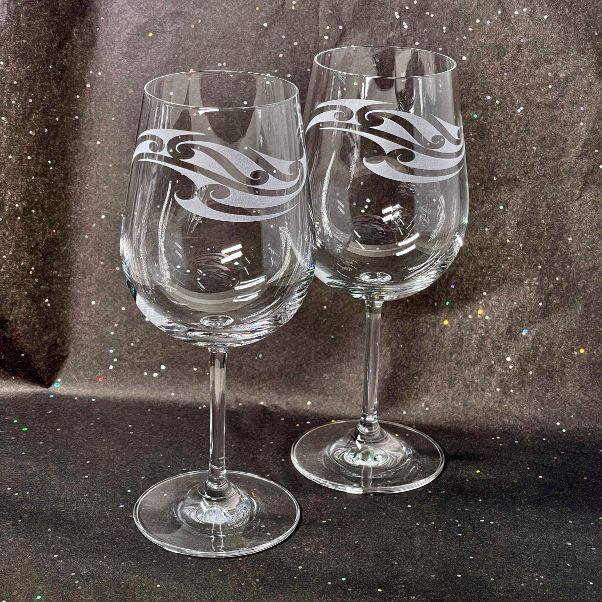 Etched White Wine Stem Glasses Set of 2 - Revolution Aotearoa