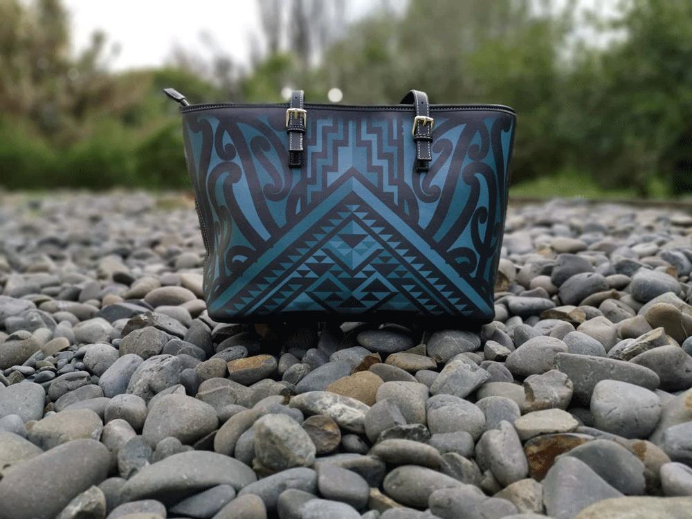 Taniko Shoulder Bag - Korora (Grey Blue) - Revolution Aotearoa